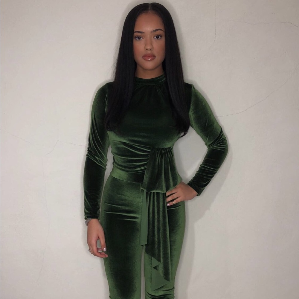 Two piece green set
